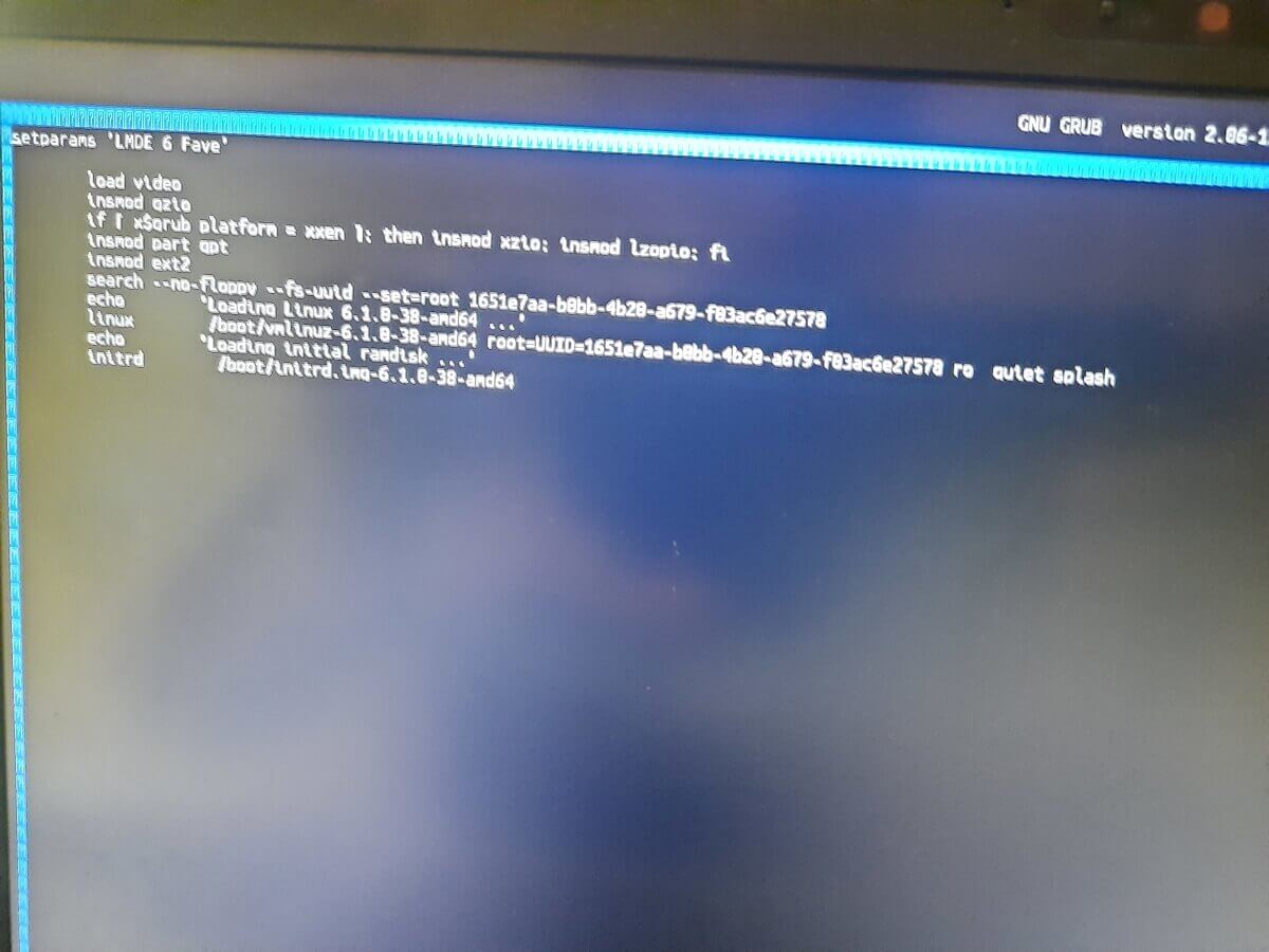 Boot Stuck on initial Ramdisk